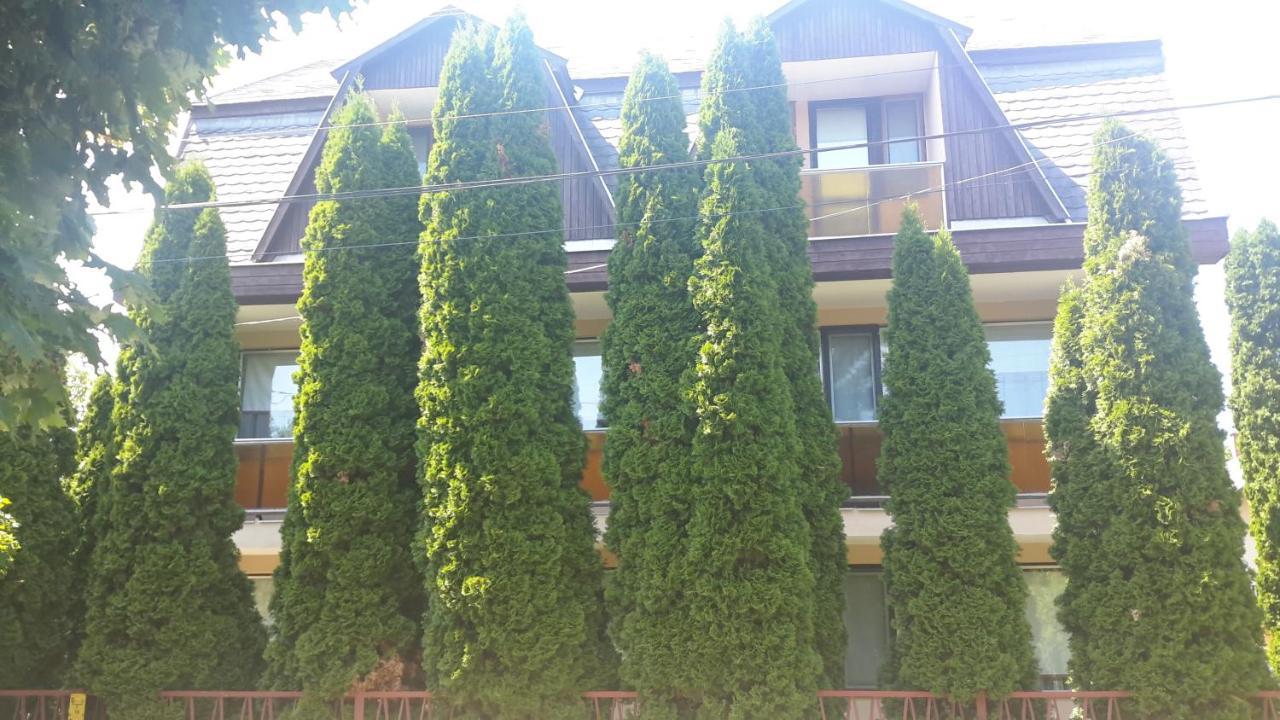 Rubin Apartman Hajduszoboszlo Exterior photo