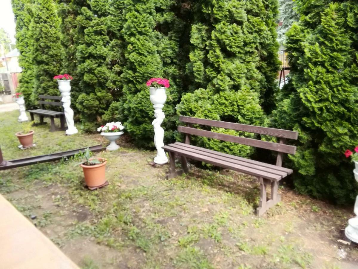 Rubin Apartman Hajduszoboszlo Exterior photo